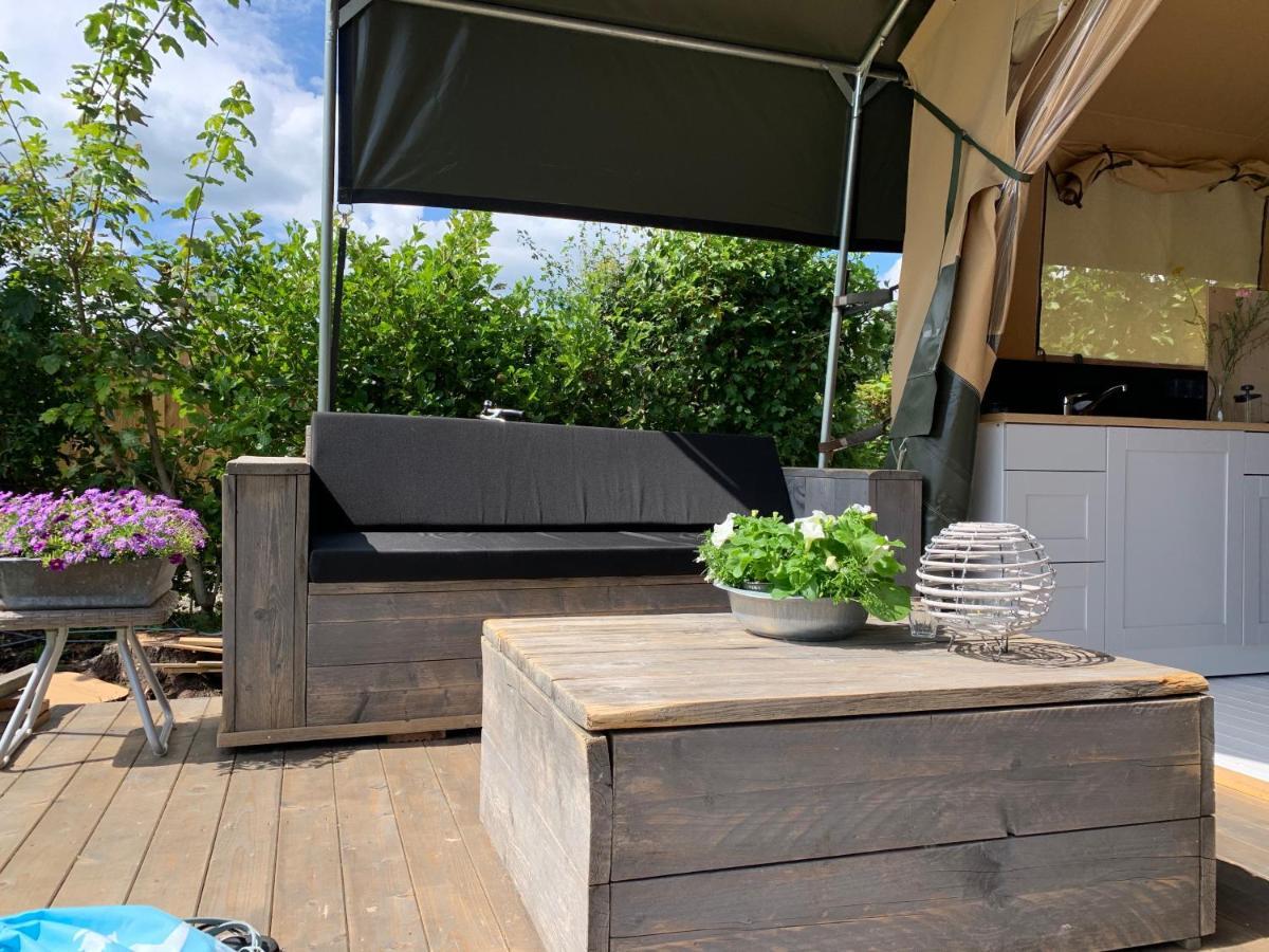 Glamping Aan De Plas Vinkeveen Exterior photo